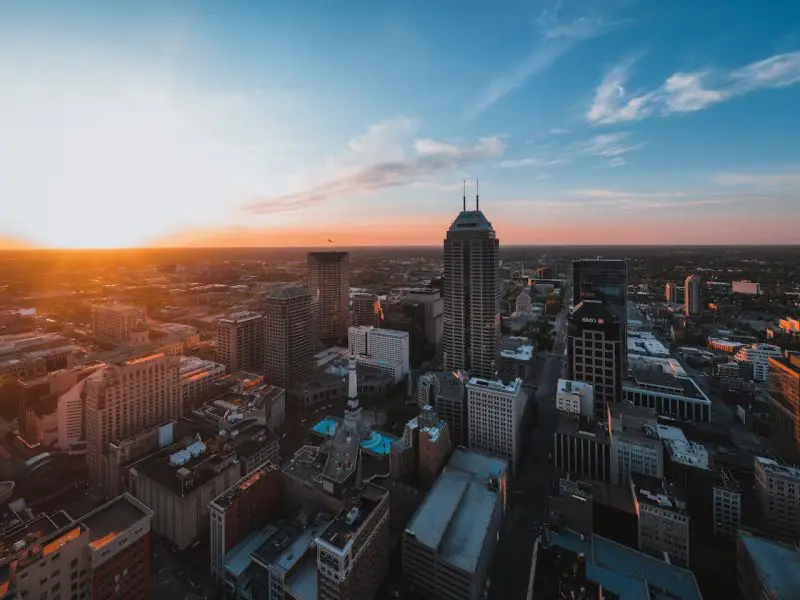 US Weather Forecast: Spring Warmup Brings 70s and 80s Before Cooler Air Returns