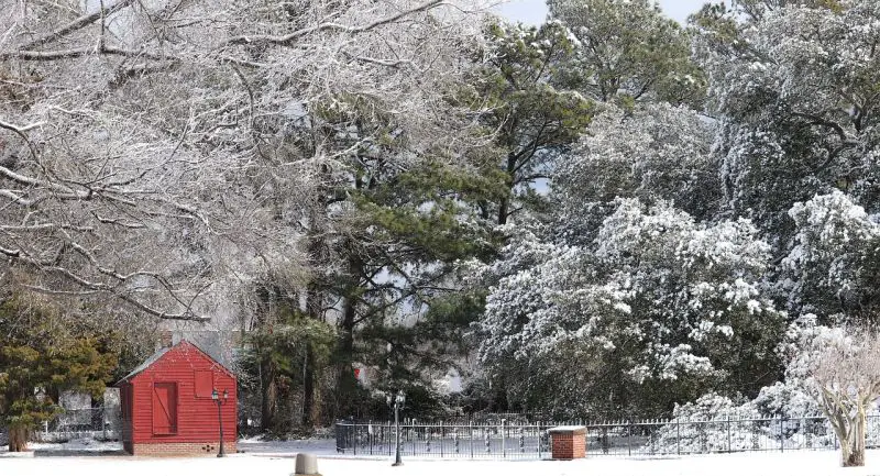 Bomb cyclone brings record snowfall, blizzard conditions, and travel chaos across the Carolinas and Outer Banks