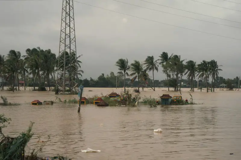 Another Kona Storm Targets Hawaii, Raising Fears of Fresh Flooding