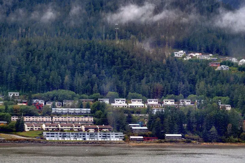 Alaska Battles Widespread Flooding as Typhoon Halong’s Remnants Leave Villages Submerged and Dozens Rescued