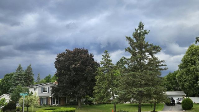 Violent storms and tornado threat intensify across the Midwest