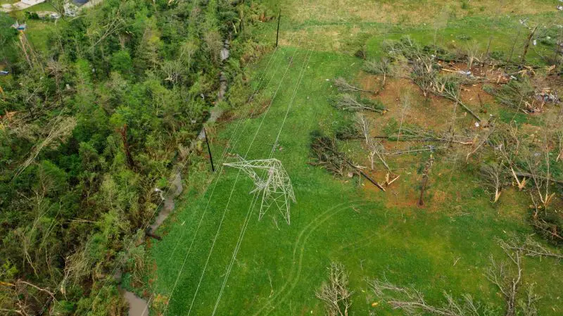 Mineral Wells, Texas hit by EF-3 tornado as powerful storms bring destruction, hail and ongoing severe weather threat