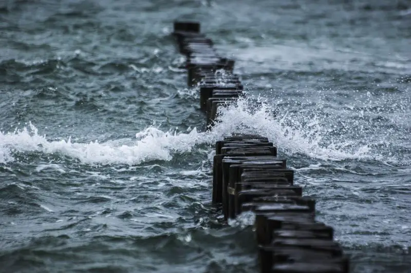Nor’easter Slams the East Coast - Flooding, Power Outages, and Travel Disruptions as Fierce Storm Surges Move North