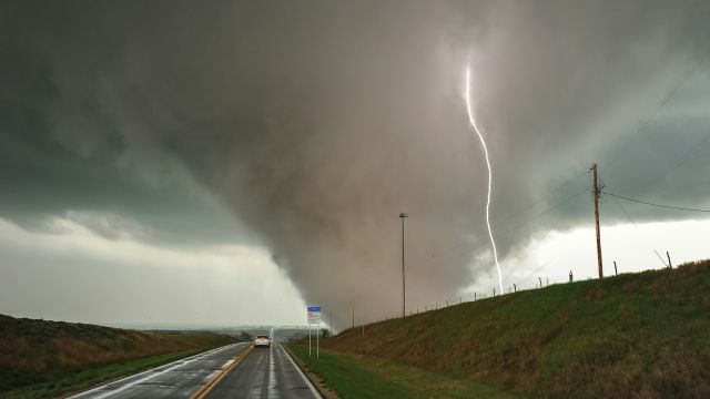 Deadly Tornadoes and Giant Hail Strike Central United State