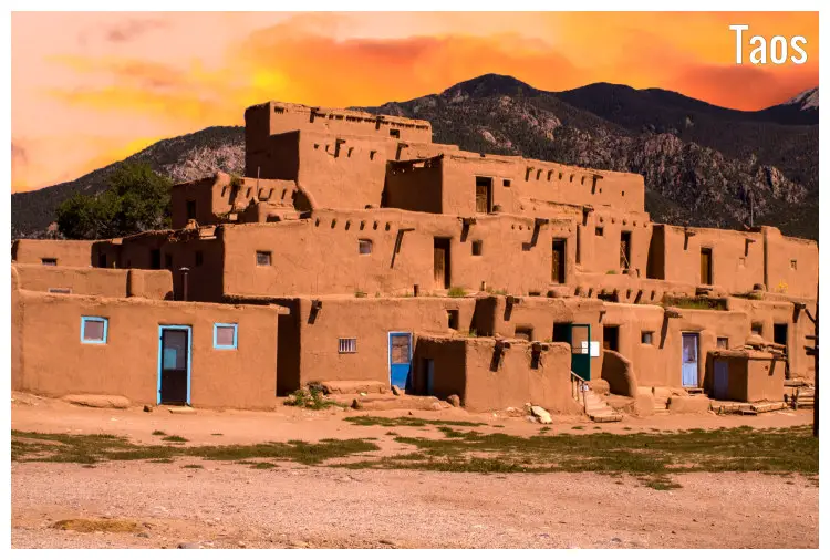 A large old building in the ancient city of Taos in New Mexico