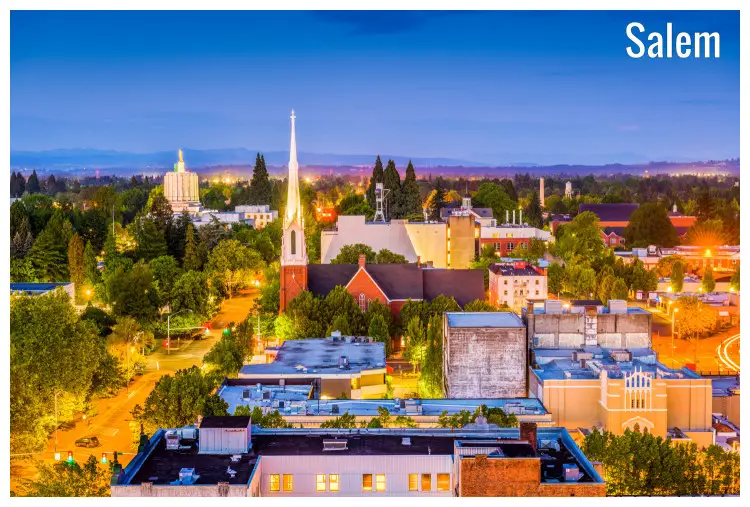 An evening shot of the leafy town of Salem in Oregon