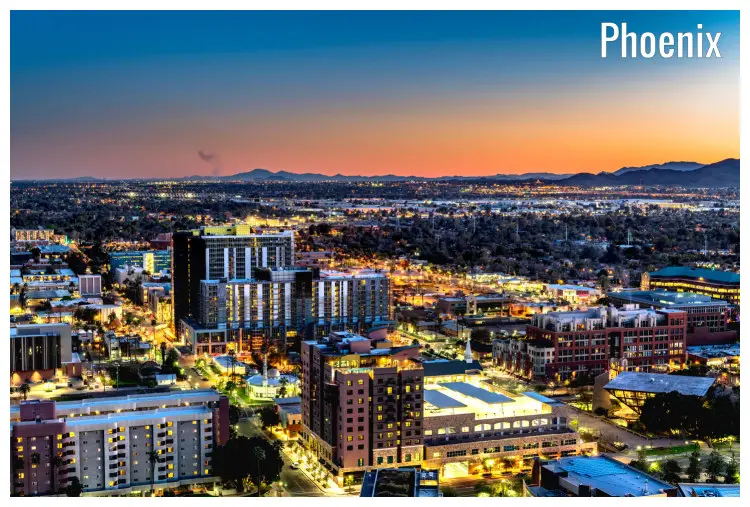 The city of Phoenix, Arizona at dusk The city of Phoenix, Arizona at dusk