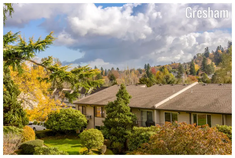 The fall colors in the trees and the fields around a beautiful house in Gresham, Oregon The fall colors in the trees and the fields around a beautiful house in Gresham, Oregon