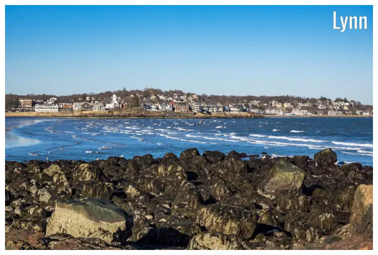 Large rocks on the shores of the coast of Lynn Massachusetts Large rocks on the shores of the coast of Lynn Massachusetts