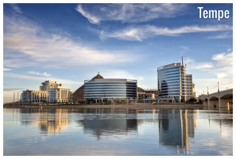 The Tempe Town Lake of Tempe City, Arizona The Tempe Town Lake of Tempe City, Arizona